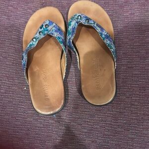 Kenneth Cole - Gentle Souls. Thong sandals. Size 7
